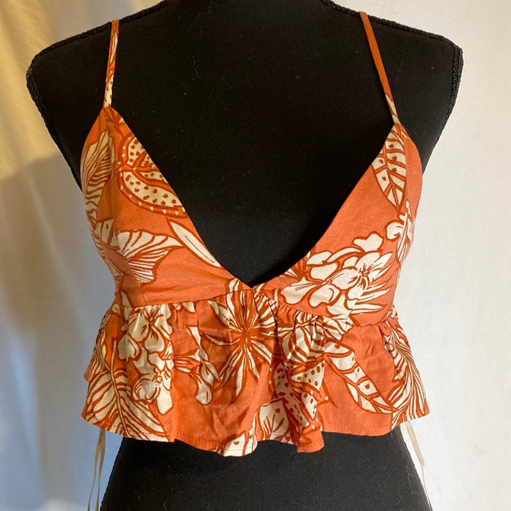 floral mini ruffle crop top